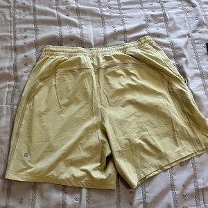 Lululemon pace breaker short